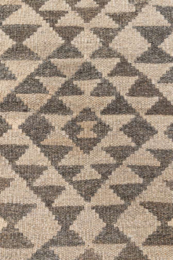 3' 6 x 5' 2 Hand Woven Kilim Maymana Wool Rug