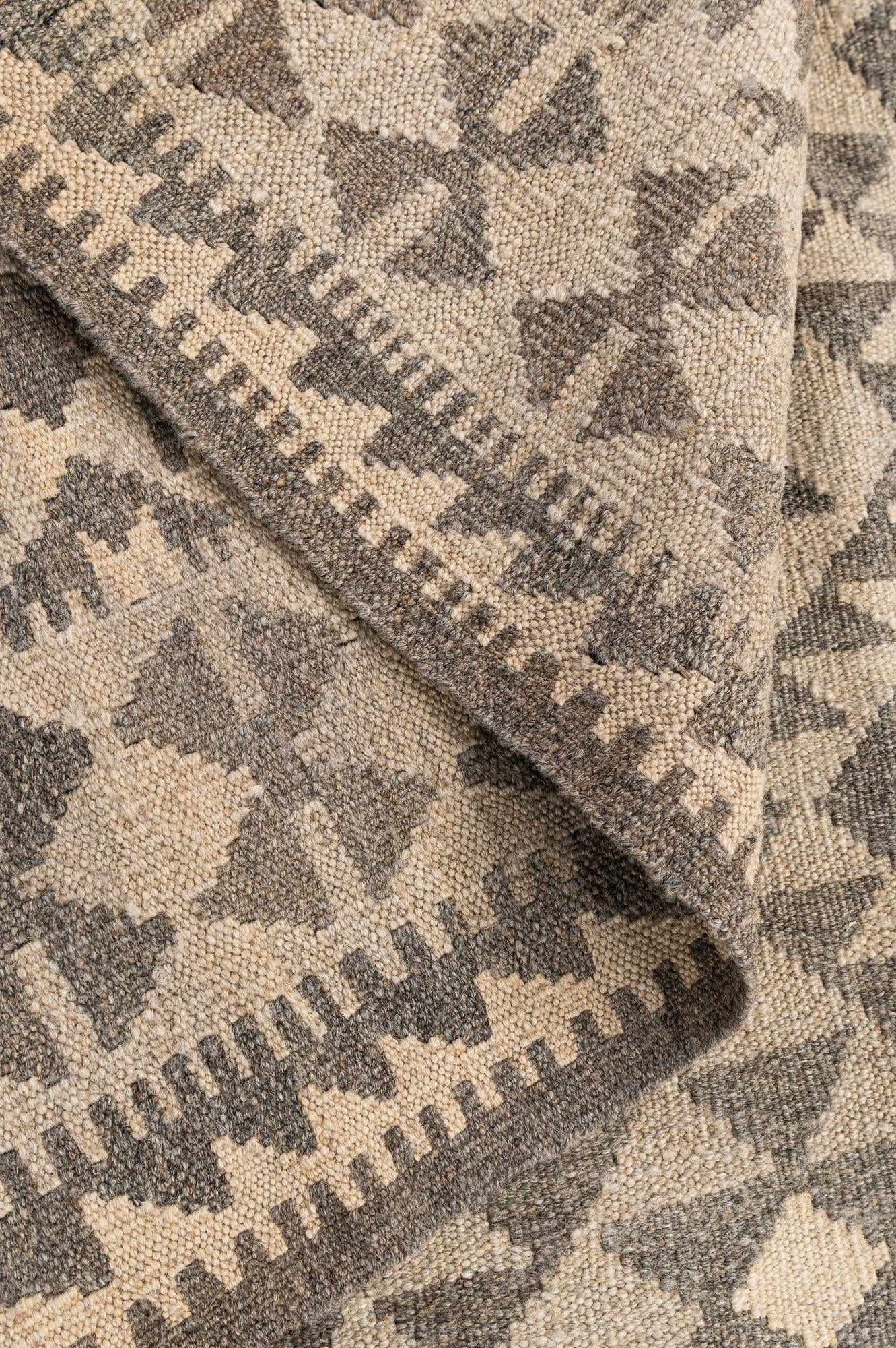 3' 6 x 5' 2 Hand Woven Kilim Maymana Wool Rug