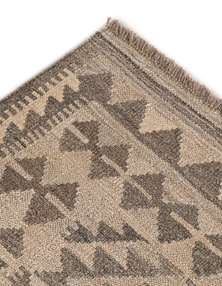 Detail image of 3' 6 x 5' 2  Hand Woven Kilim Maymana Wool Rug