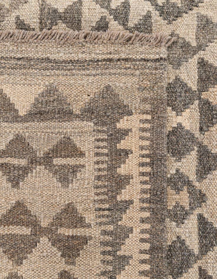 Detail image of 3' 6 x 5' 2  Hand Woven Kilim Maymana Wool Rug
