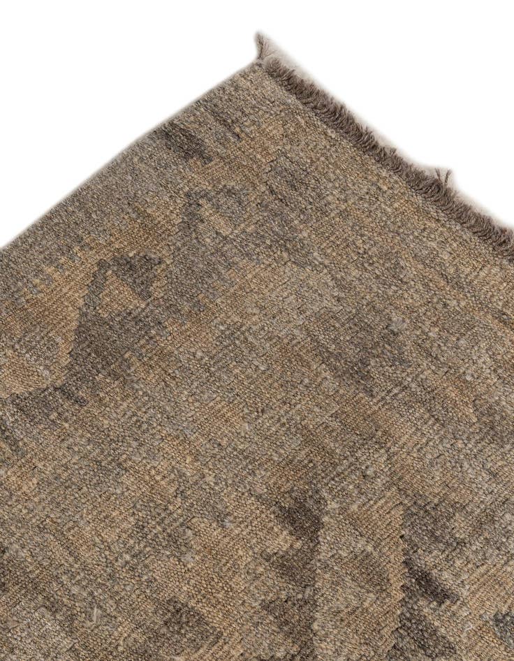 Detail image of 4' x 5' 10  Hand Woven Kilim Maymana Wool Rug