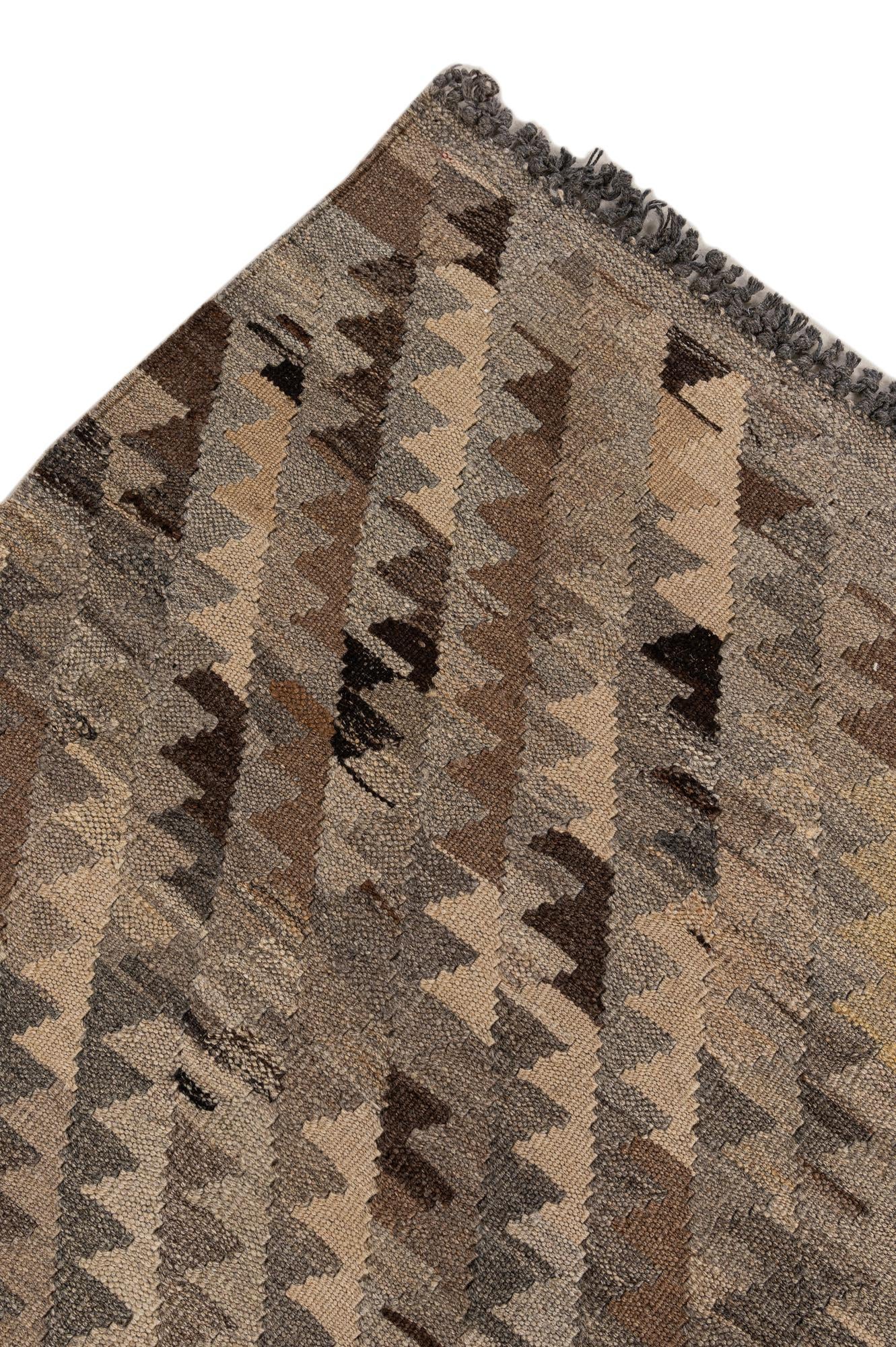 4' x 5' 10 Hand Woven Kilim Maymana Wool Rug