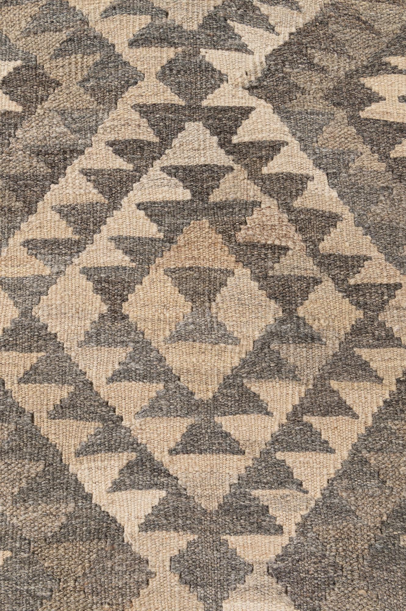 4' x 6' 1 Hand Woven Kilim Maymana Wool Rug