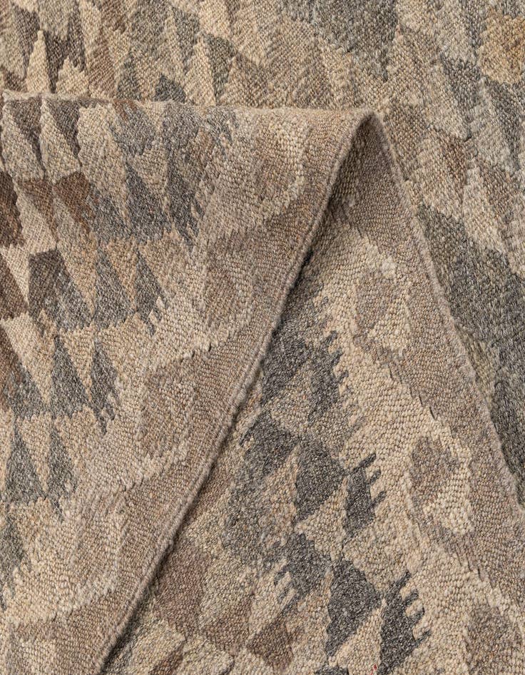 Detail image of 3' 10 x 5' 10  Hand Woven Kilim Maymana Wool Rug