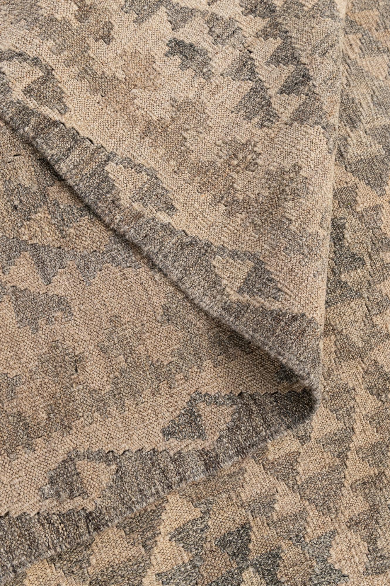 4' x 5' 11 Hand Woven Kilim Maymana Wool Rug