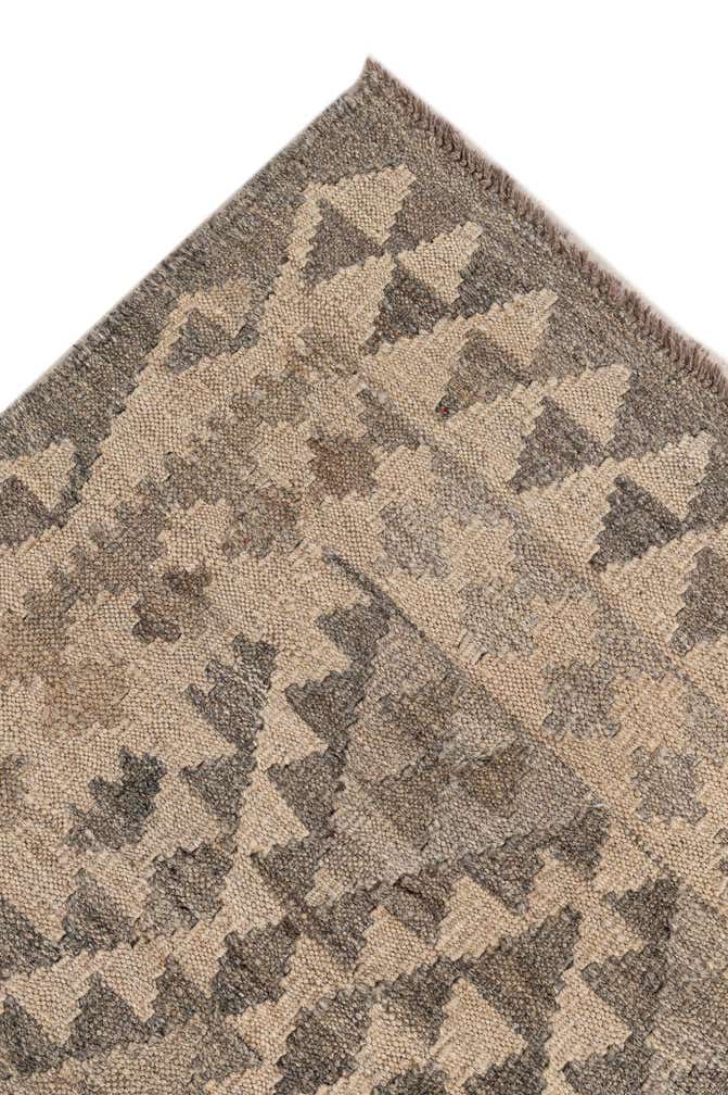 4' x 5' 11 Hand Woven Kilim Maymana Wool Rug