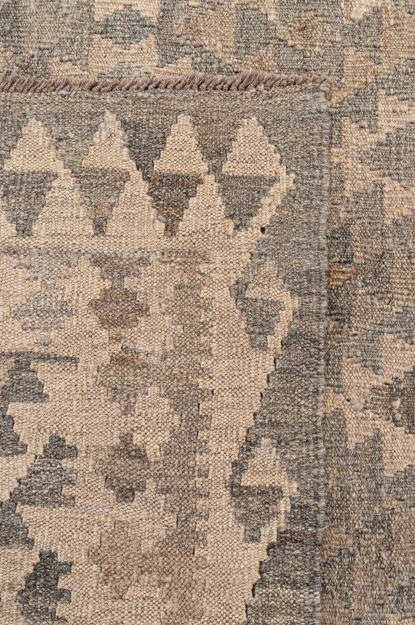 4' x 5' 11 Hand Woven Kilim Maymana Wool Rug