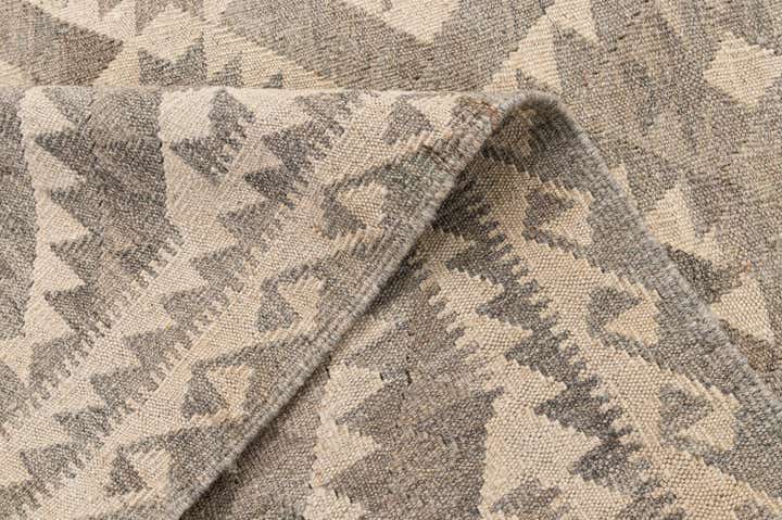 4' 1 x 6' 1 Hand Woven Kilim Maymana Wool Rug