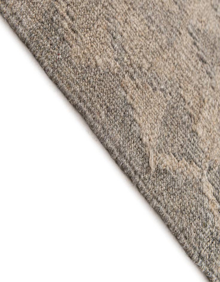 Detail image of 3' 11 x 6' Kilim Maymana Wool Rug