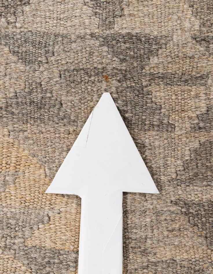 Detail image of 3' 11 x 6' Kilim Maymana Wool Rug