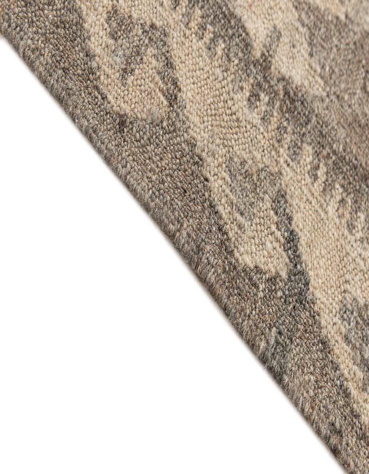 Detail image of 4' x 5' 11  Hand Woven Kilim Maymana Wool Rug