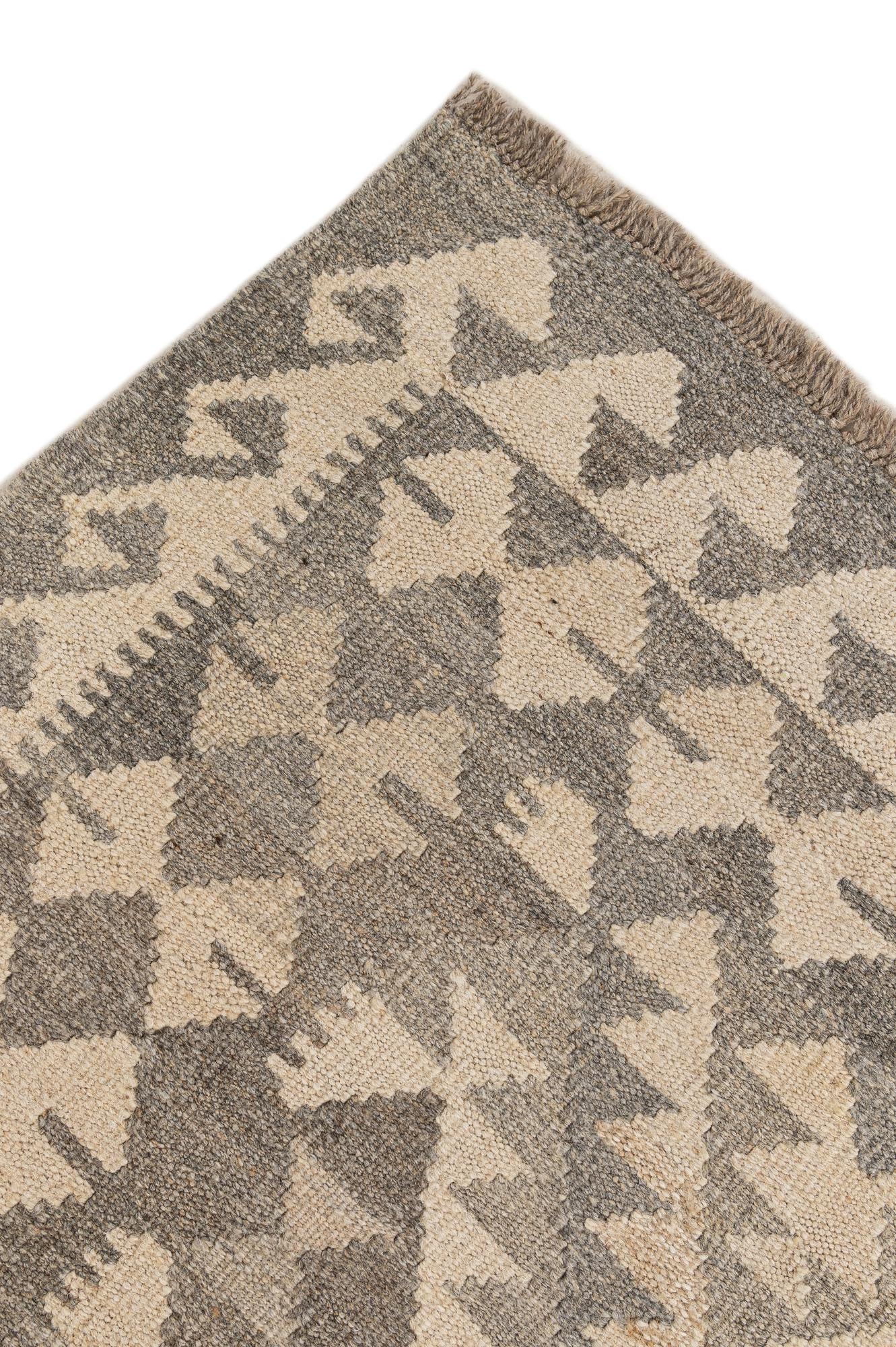 4' 2 x 6' Hand Woven Kilim Maymana Wool Rug