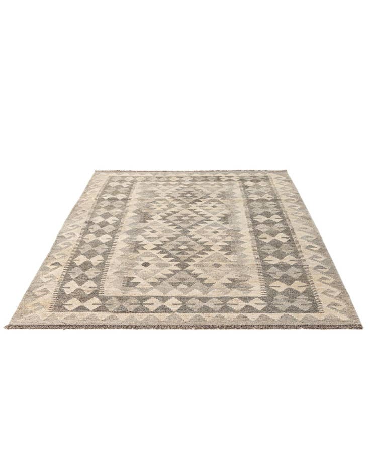 Detail image of 4' 1 x 5' 11 Hand Woven Kilim Maymana Wool Rug