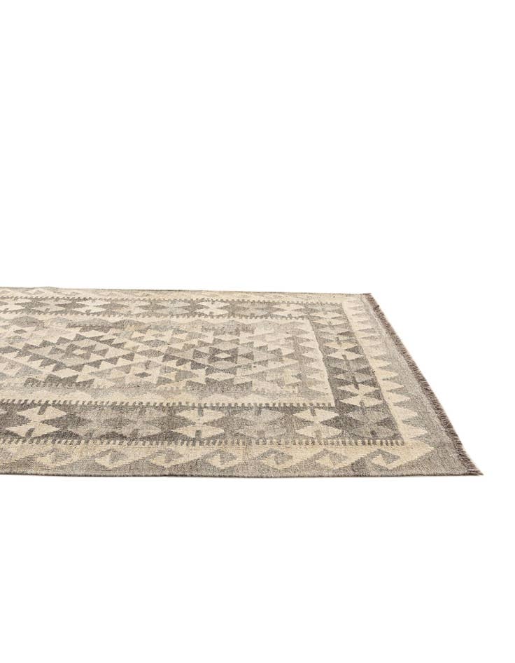 Detail image of 4' 1 x 5' 11  Hand Woven Kilim Maymana Wool Rug