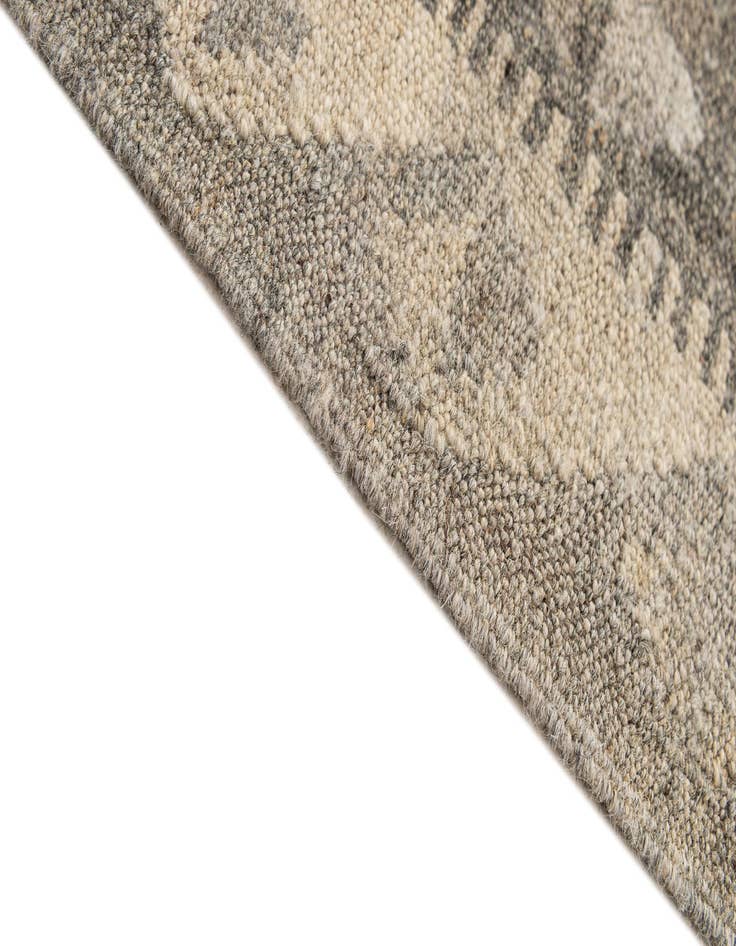 Detail image of 4' 1 x 5' 11  Hand Woven Kilim Maymana Wool Rug