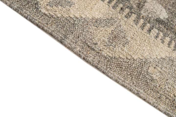 4' 1 x 5' 11 Hand Woven Kilim Maymana Wool Rug