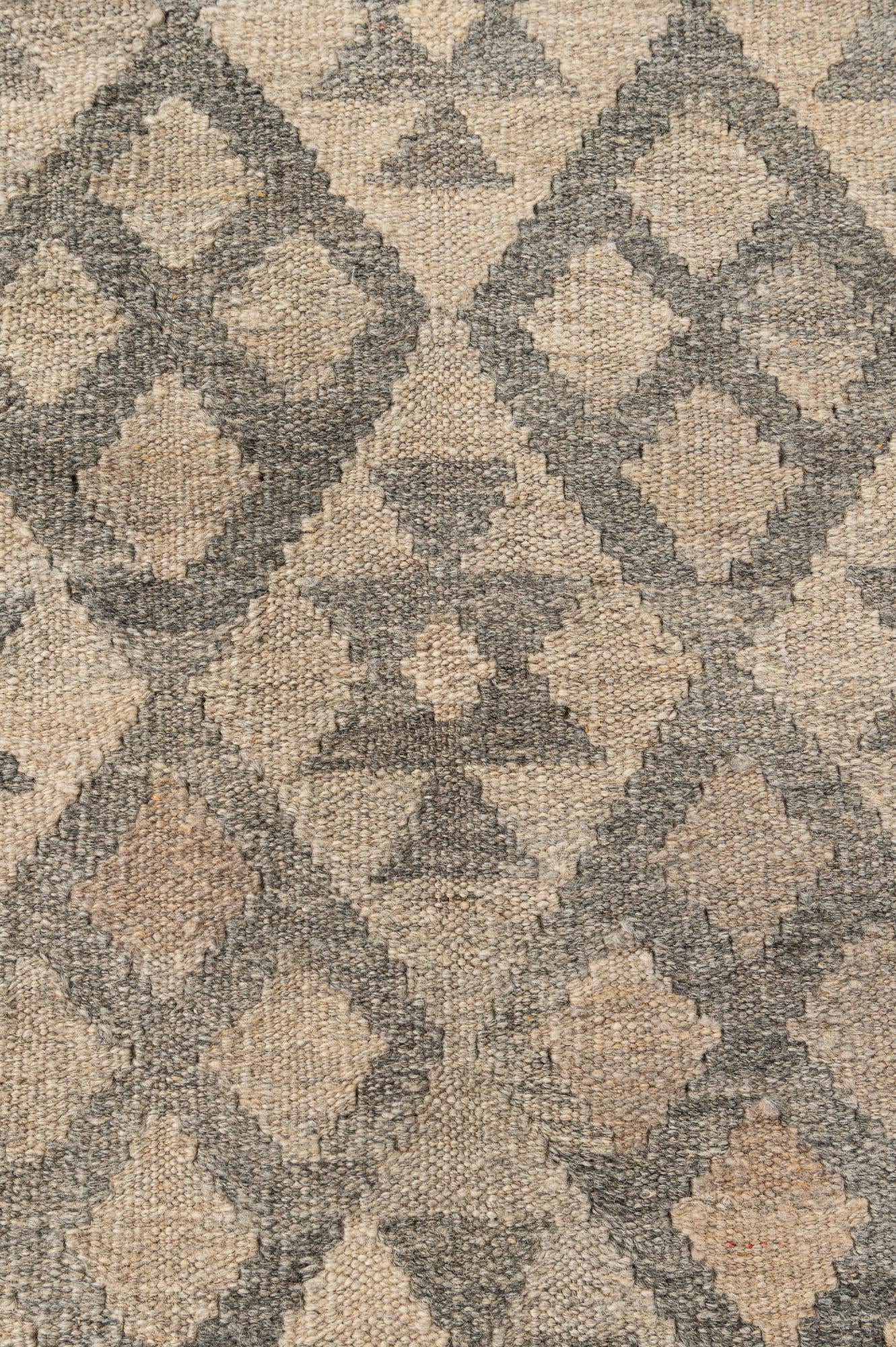 4' x 6' 1 Hand Woven Kilim Maymana Wool Rug