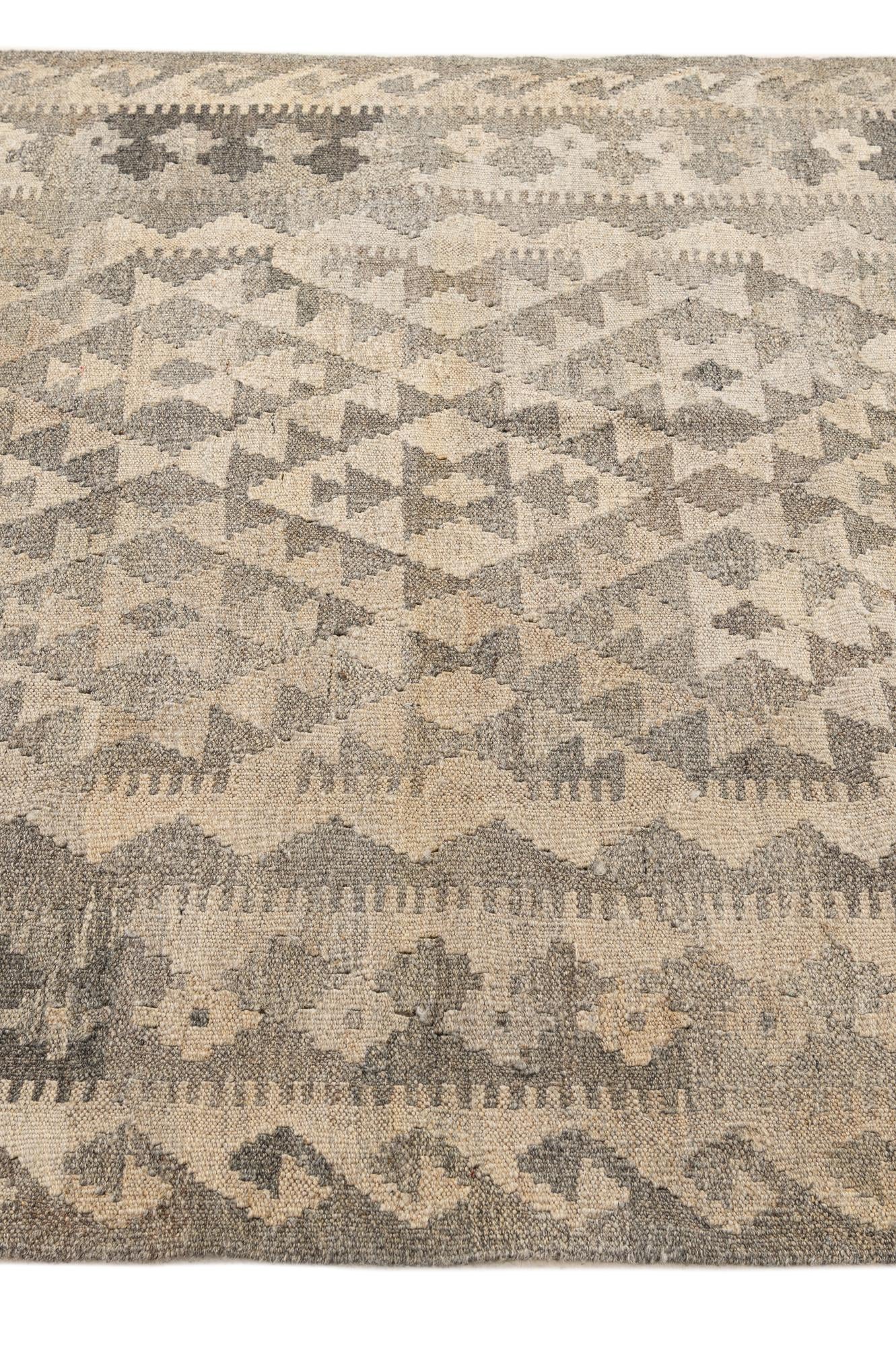 4' 1 x 6' Hand Woven Kilim Maymana Wool Rug