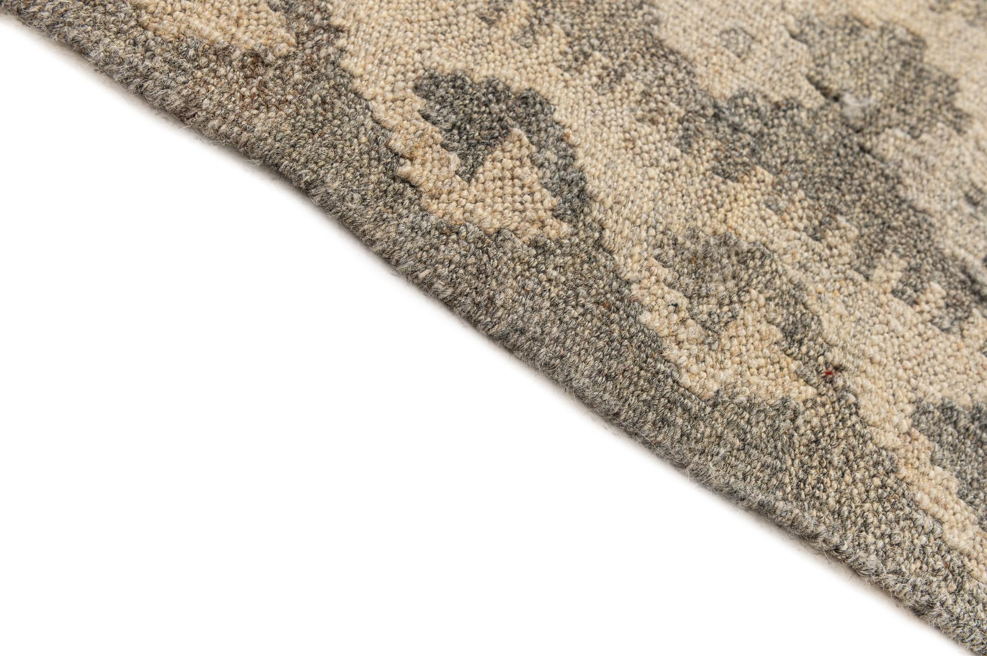 4' 1 x 6' Hand Woven Kilim Maymana Wool Rug