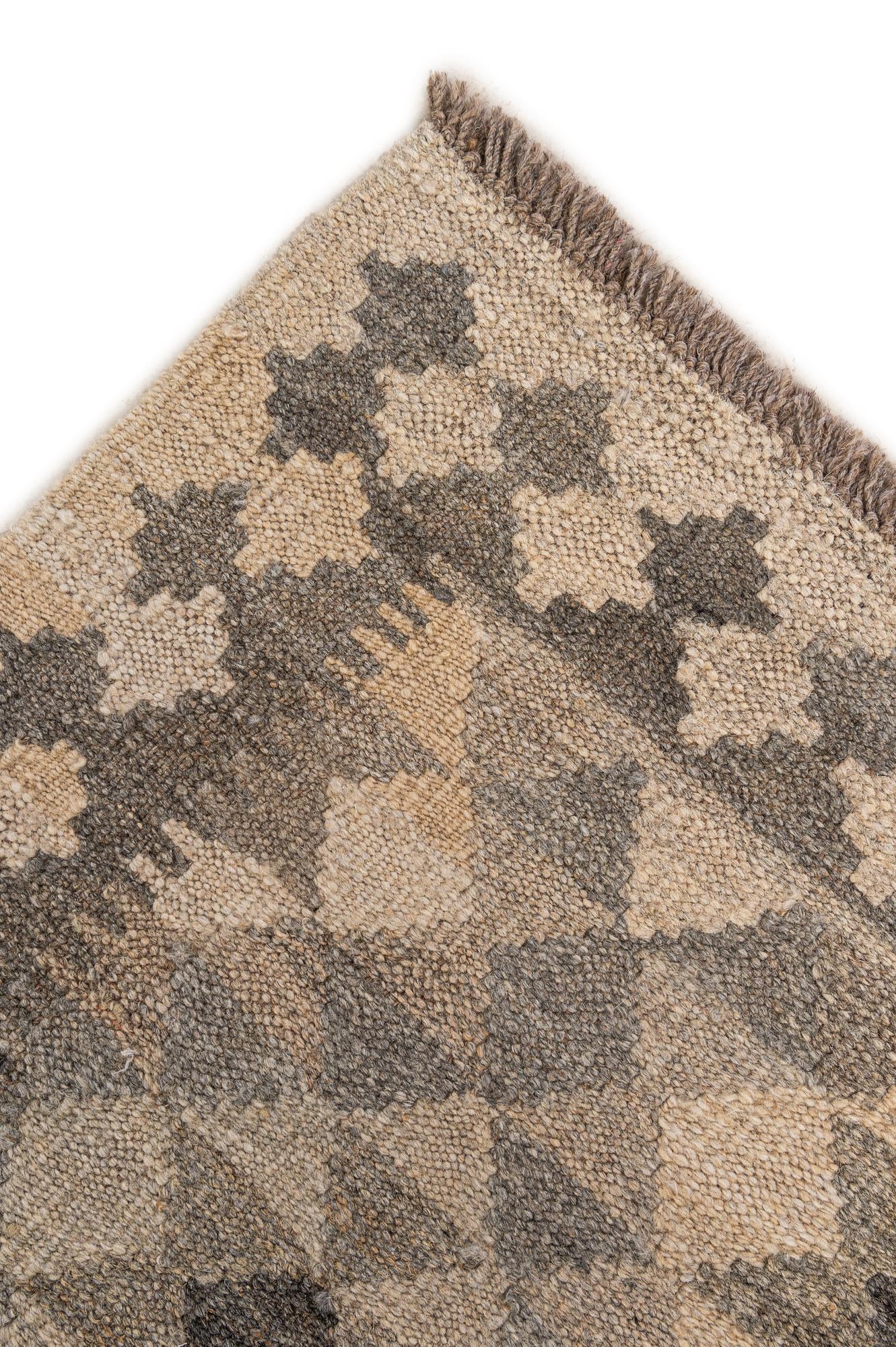 4' x 5' 11 Hand Woven Kilim Maymana Wool Rug