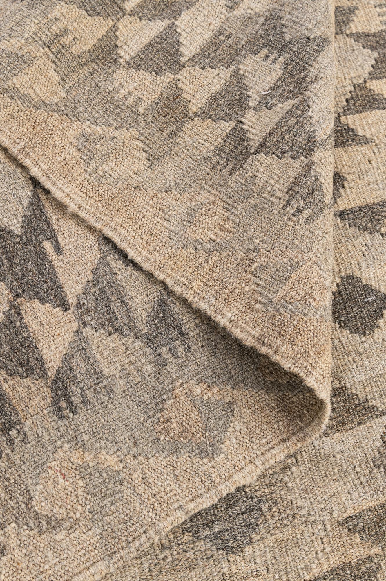 3' 10 x 6' Hand Woven Kilim Maymana Wool Rug
