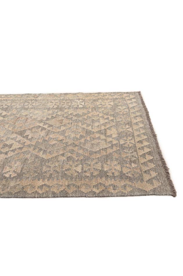 Detail image of 4' x 5' 11 Hand Woven Kilim Maymana Wool Rug