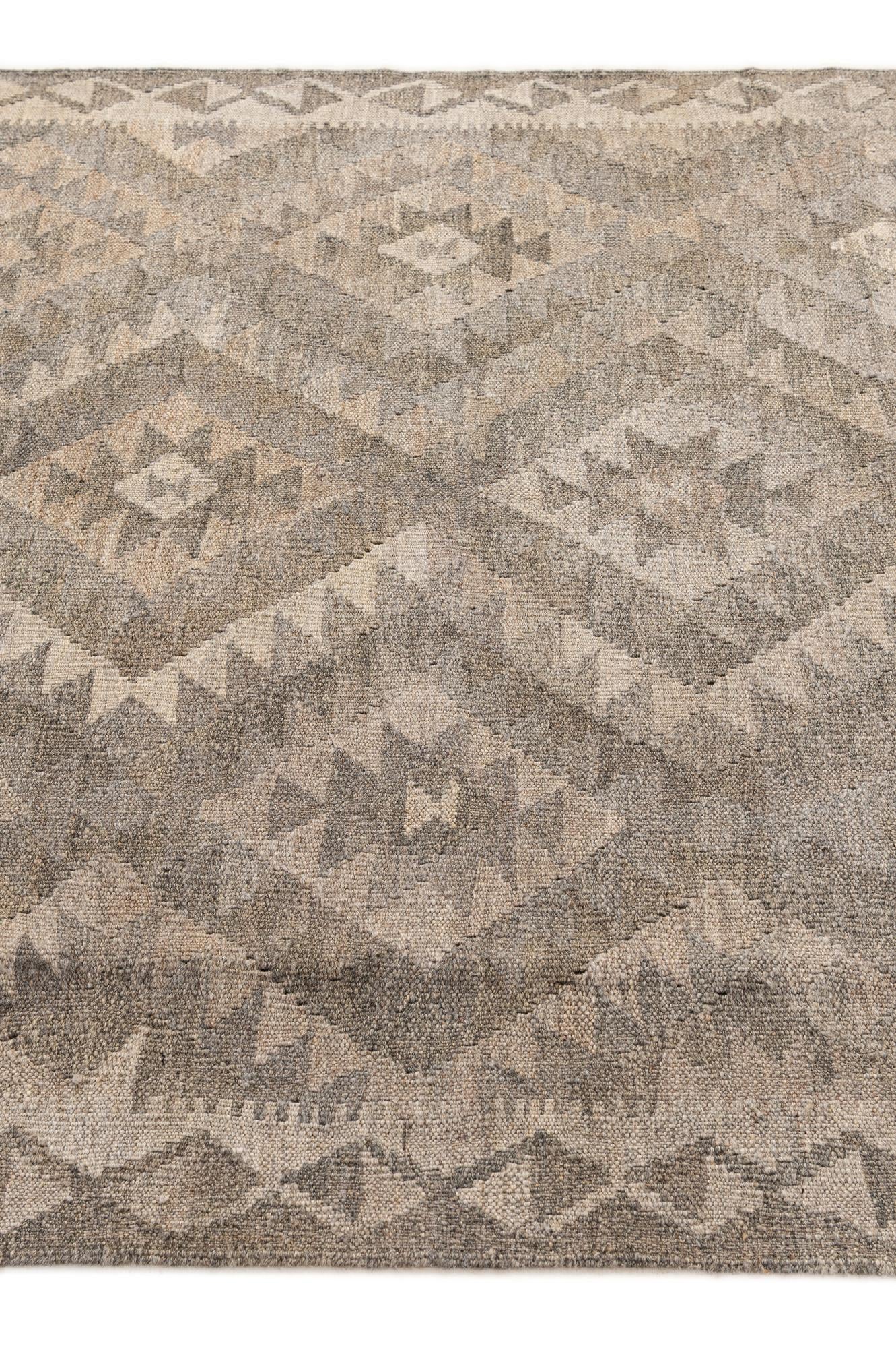 4' x 6' Hand Woven Kilim Maymana Wool Rug
