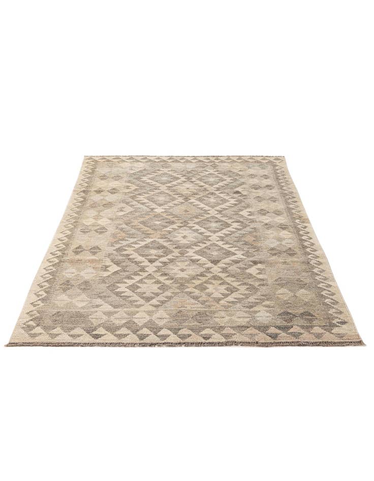 Detail image of 3' 10 x 6' 4 Hand Woven Kilim Maymana Wool Rug