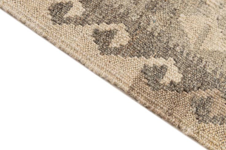 Detail image of 3' 10 x 6' 4 Hand Woven Kilim Maymana Wool Rug
