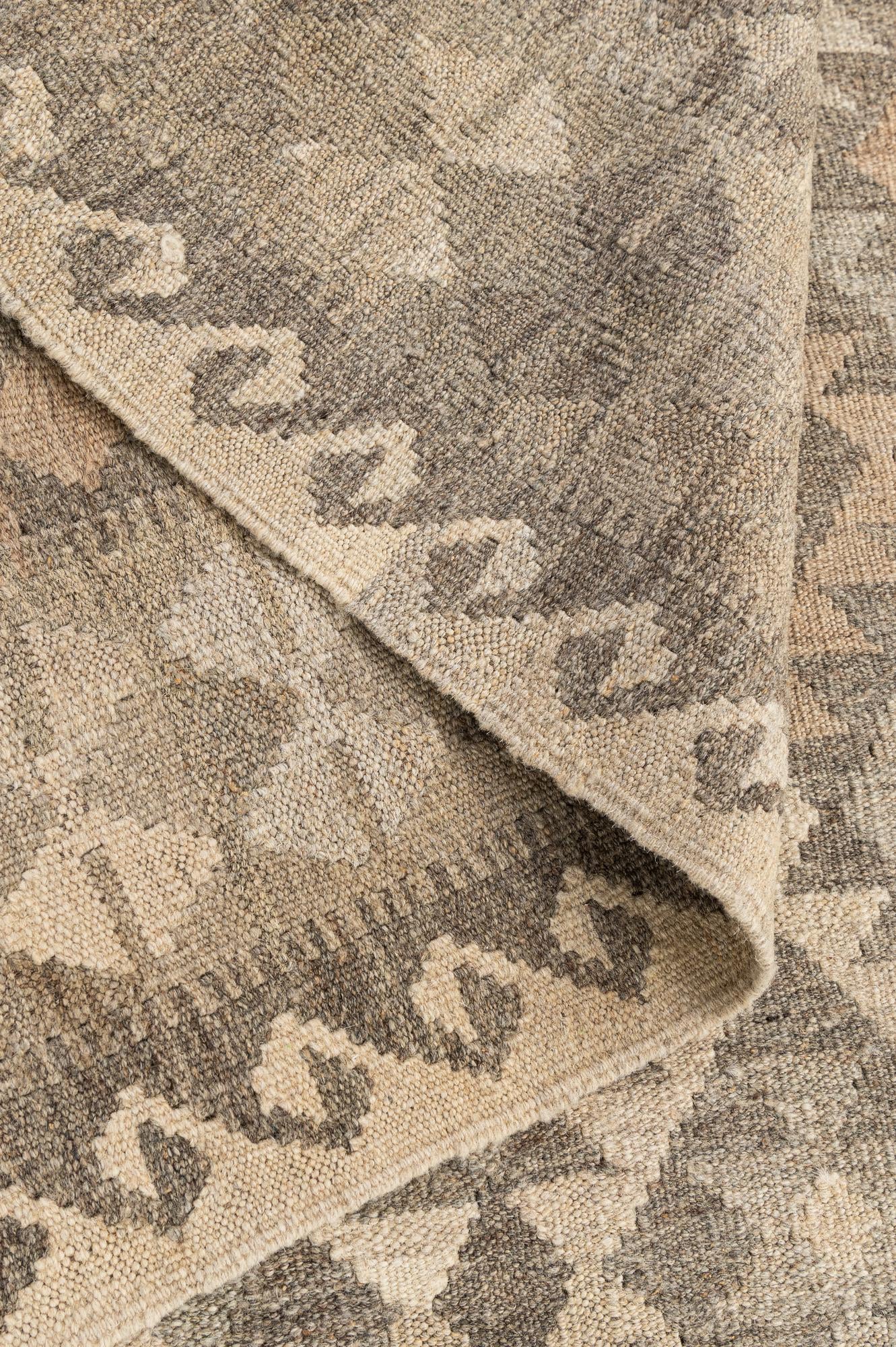 3' 10 x 6' 4 Hand Woven Kilim Maymana Wool Rug