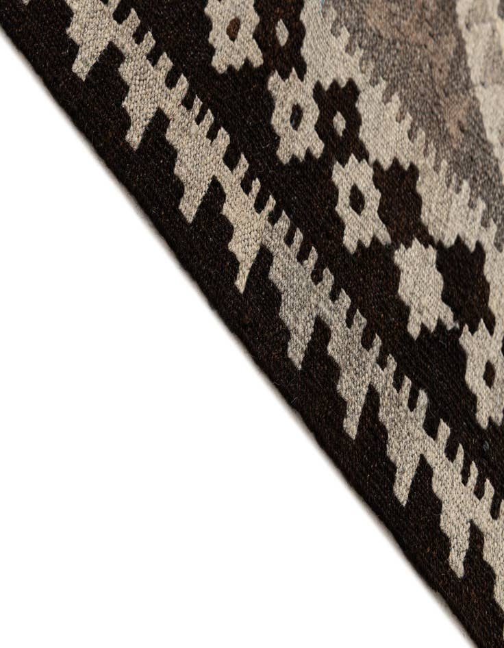 Detail image of 3' 10 x 6' 3  Hand Woven Kilim Maymana Wool Rug