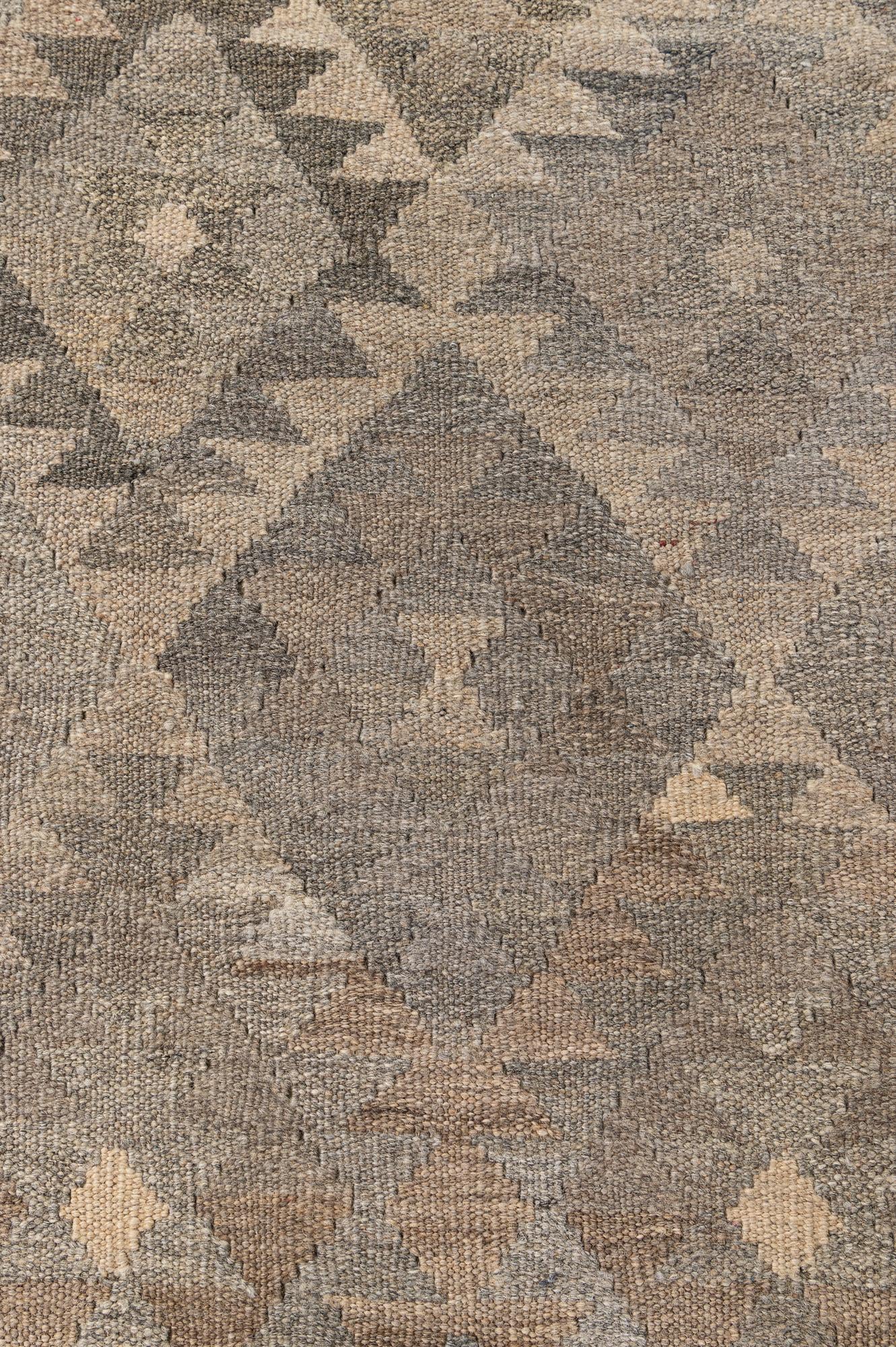 4' x 6' 6 Hand Woven Kilim Maymana Wool Rug