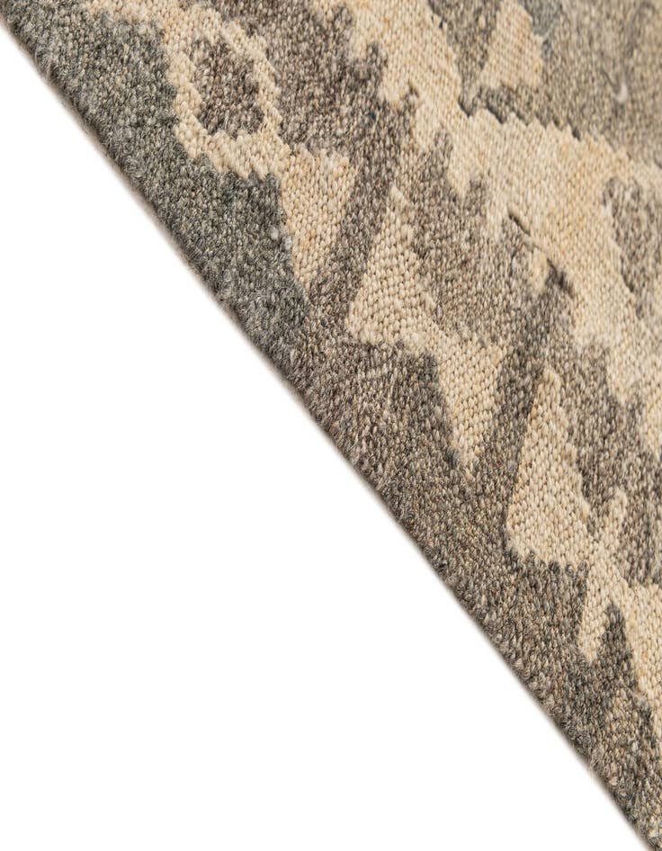 Detail image of 4' x 7' 3  Hand Woven Kilim Maymana Wool Rug