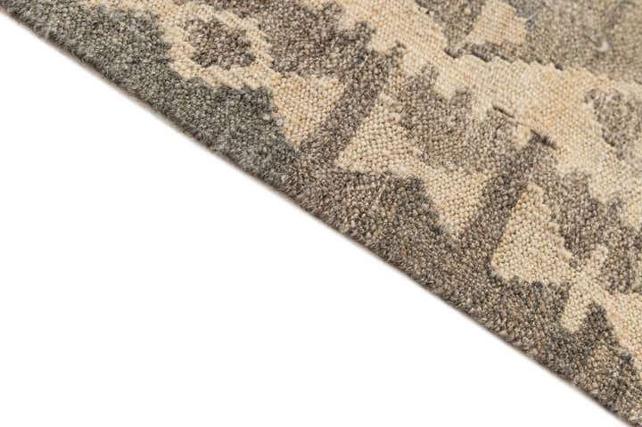 4' x 7' 3 Hand Woven Kilim Maymana Wool Rug