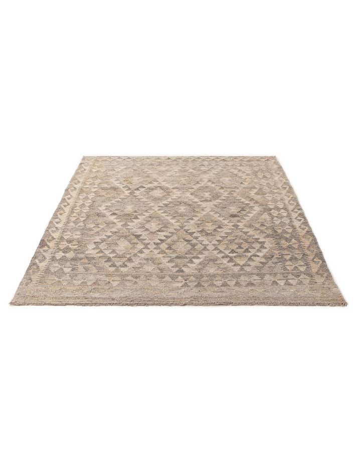 4' 3 x 5' 8 Hand Woven Kilim Maymana Wool Rug