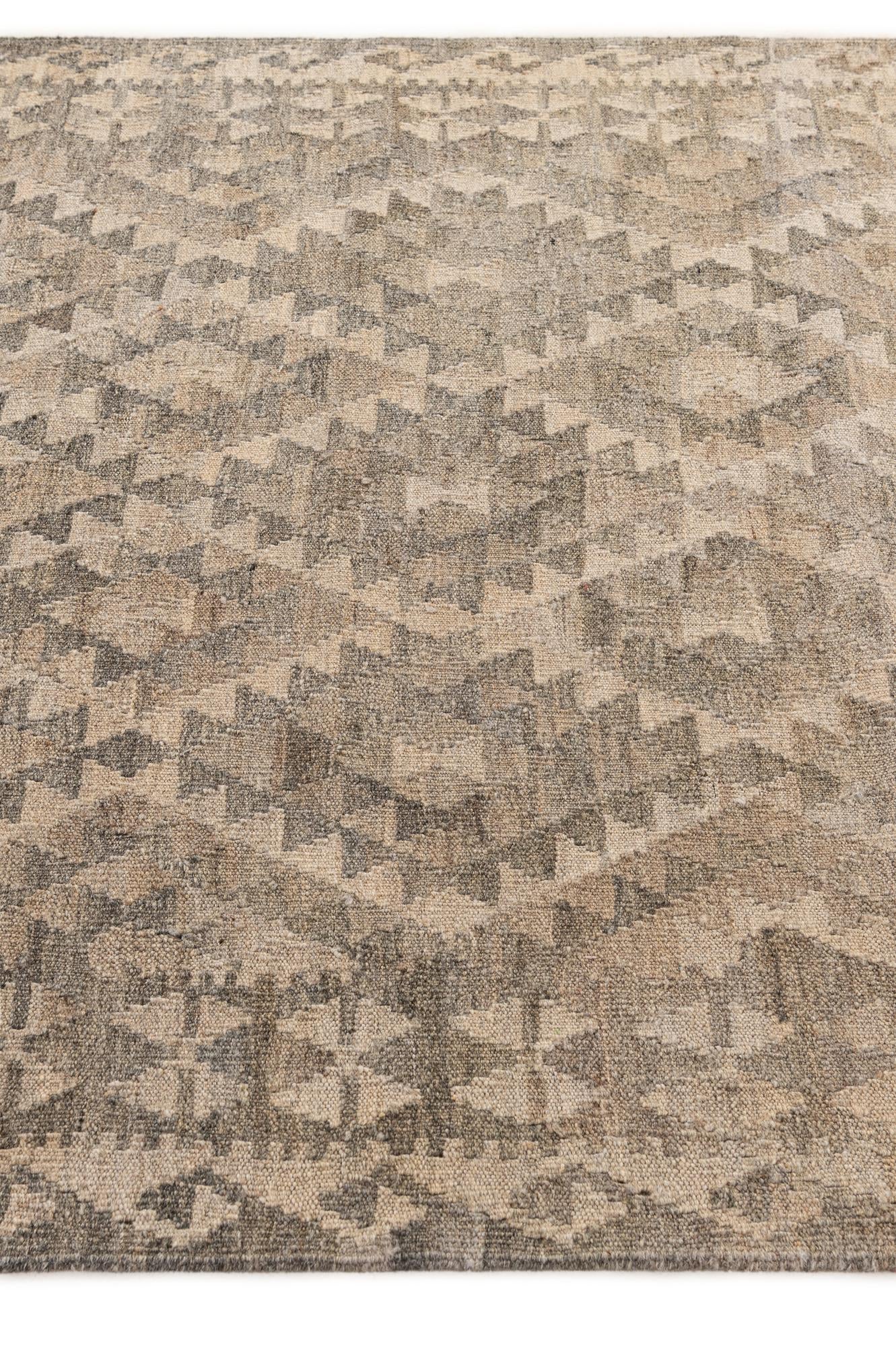 4' 3 x 5' 8 Hand Woven Kilim Maymana Wool Rug