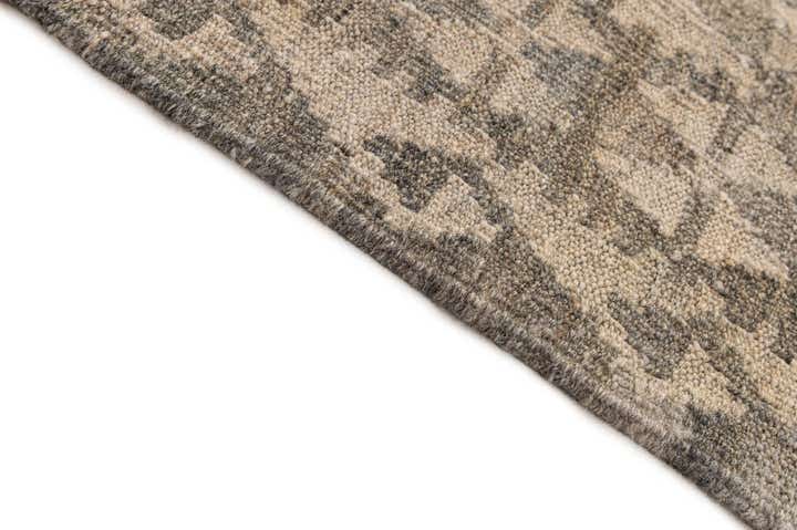 4' 3 x 5' 8 Hand Woven Kilim Maymana Wool Rug