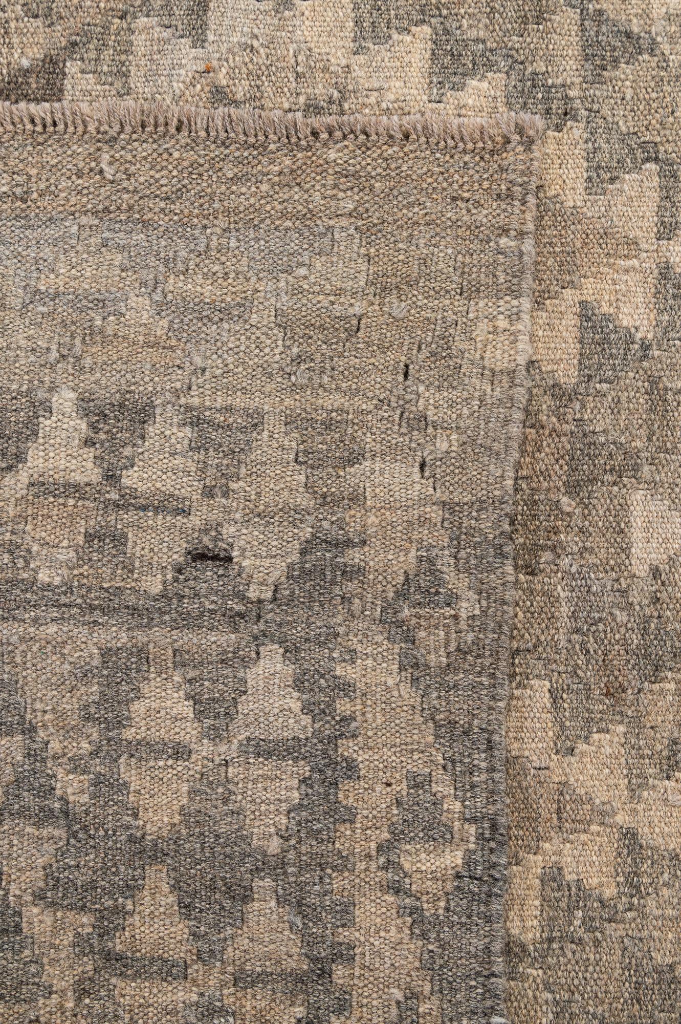 4' 3 x 5' 8 Hand Woven Kilim Maymana Wool Rug