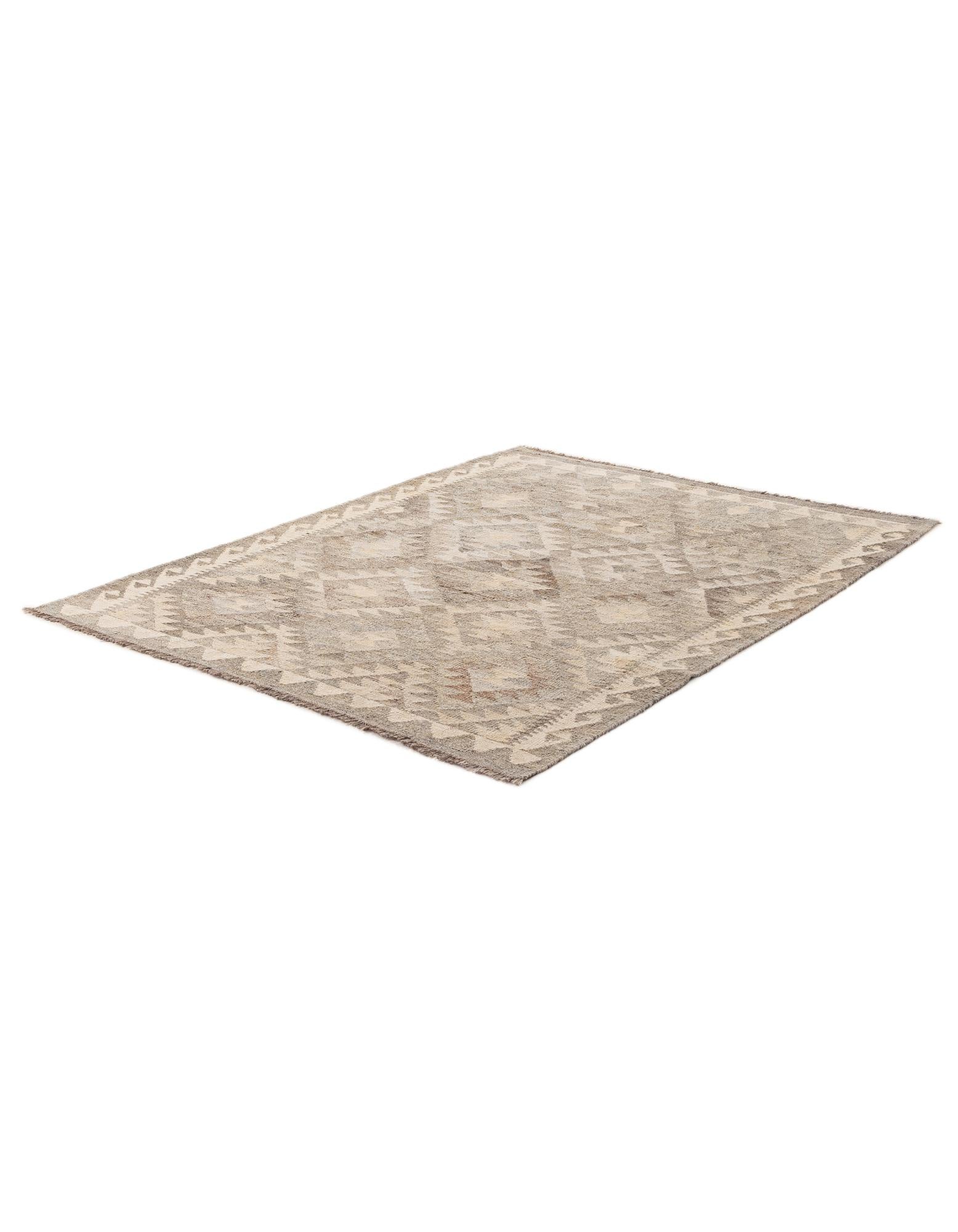 4' 3 x 5' 8 Hand Woven Kilim Maymana Wool Rug