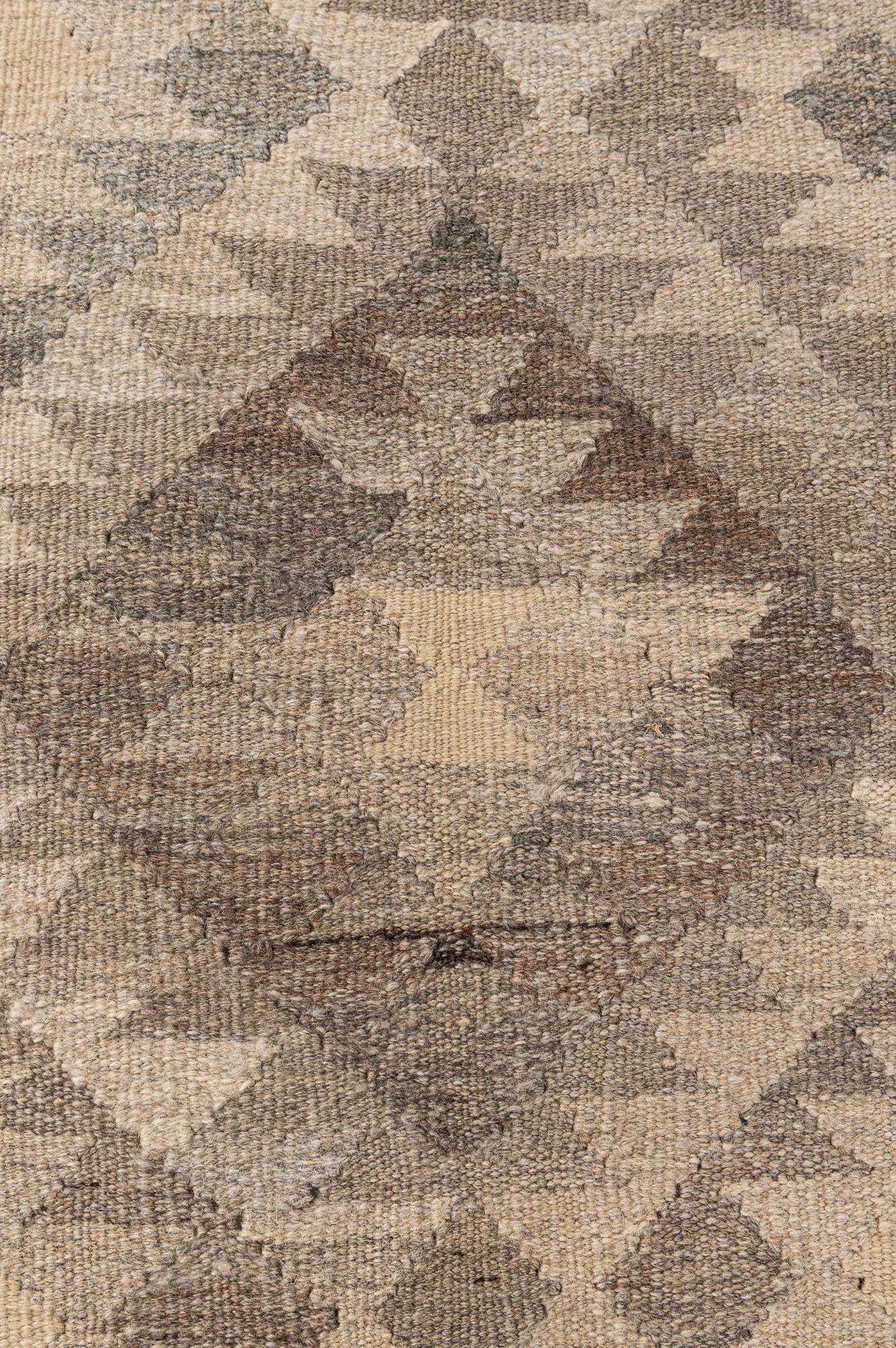 4' 3 x 5' 8 Hand Woven Kilim Maymana Wool Rug