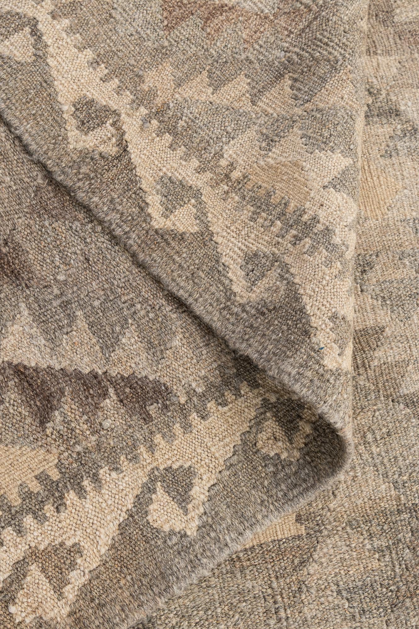 4' 3 x 5' 8 Hand Woven Kilim Maymana Wool Rug