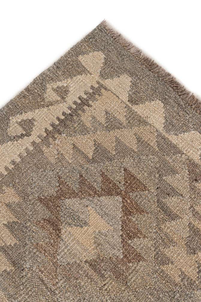 4' 3 x 5' 8 Hand Woven Kilim Maymana Wool Rug