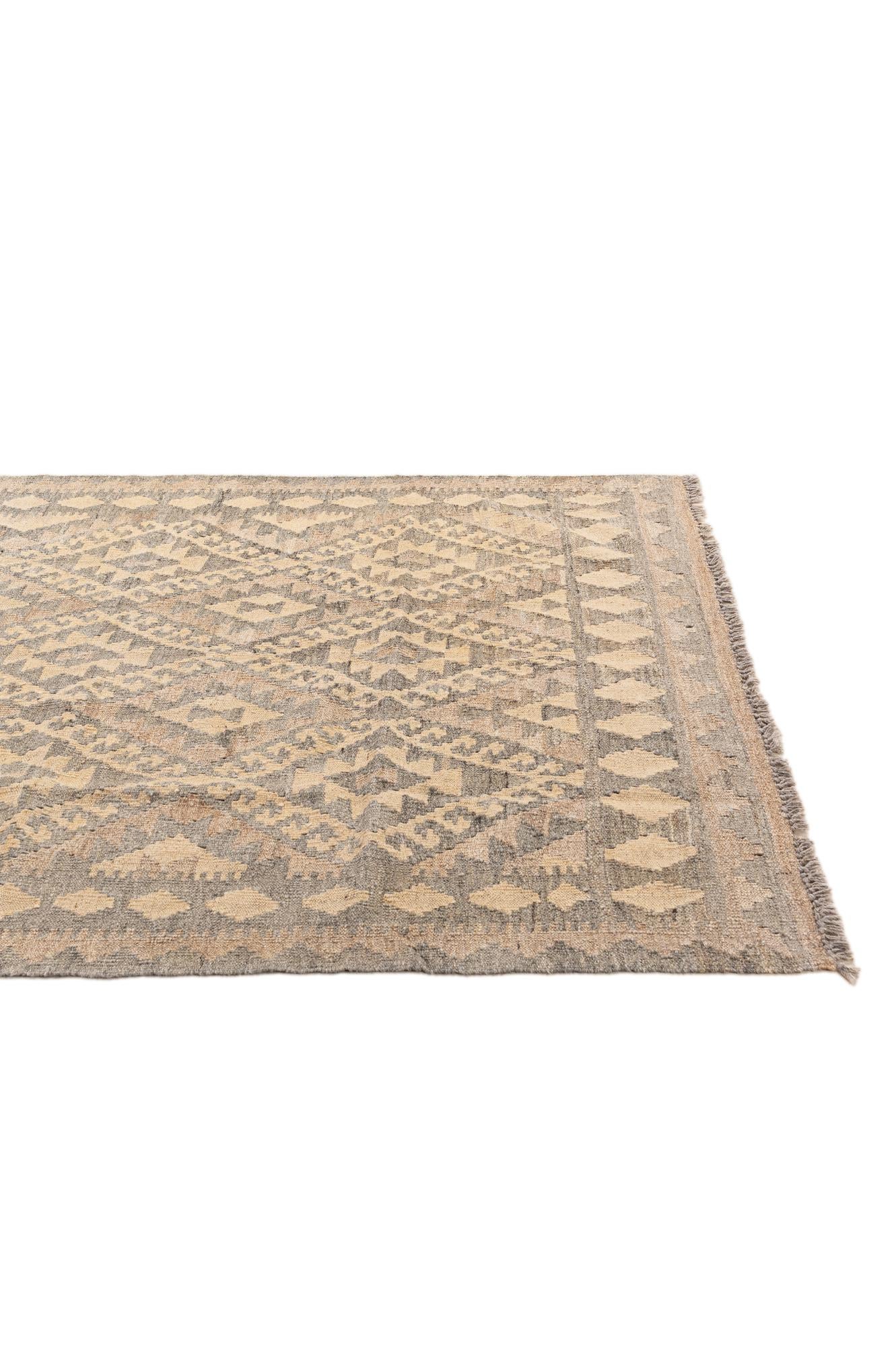 4' 3 x 5' 9 Hand Woven Kilim Maymana Wool Rug