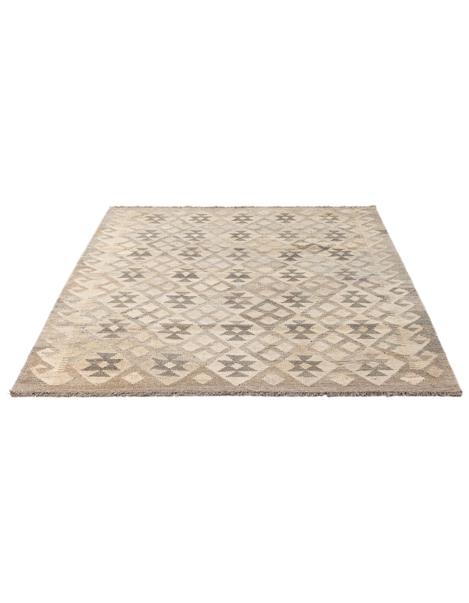 4' 3 x 6' Hand Woven Kilim Maymana Wool Rug