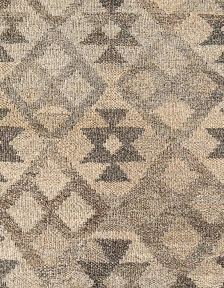 Detail image of 4' 3 x 6'  Hand Woven Kilim Maymana Wool Rug