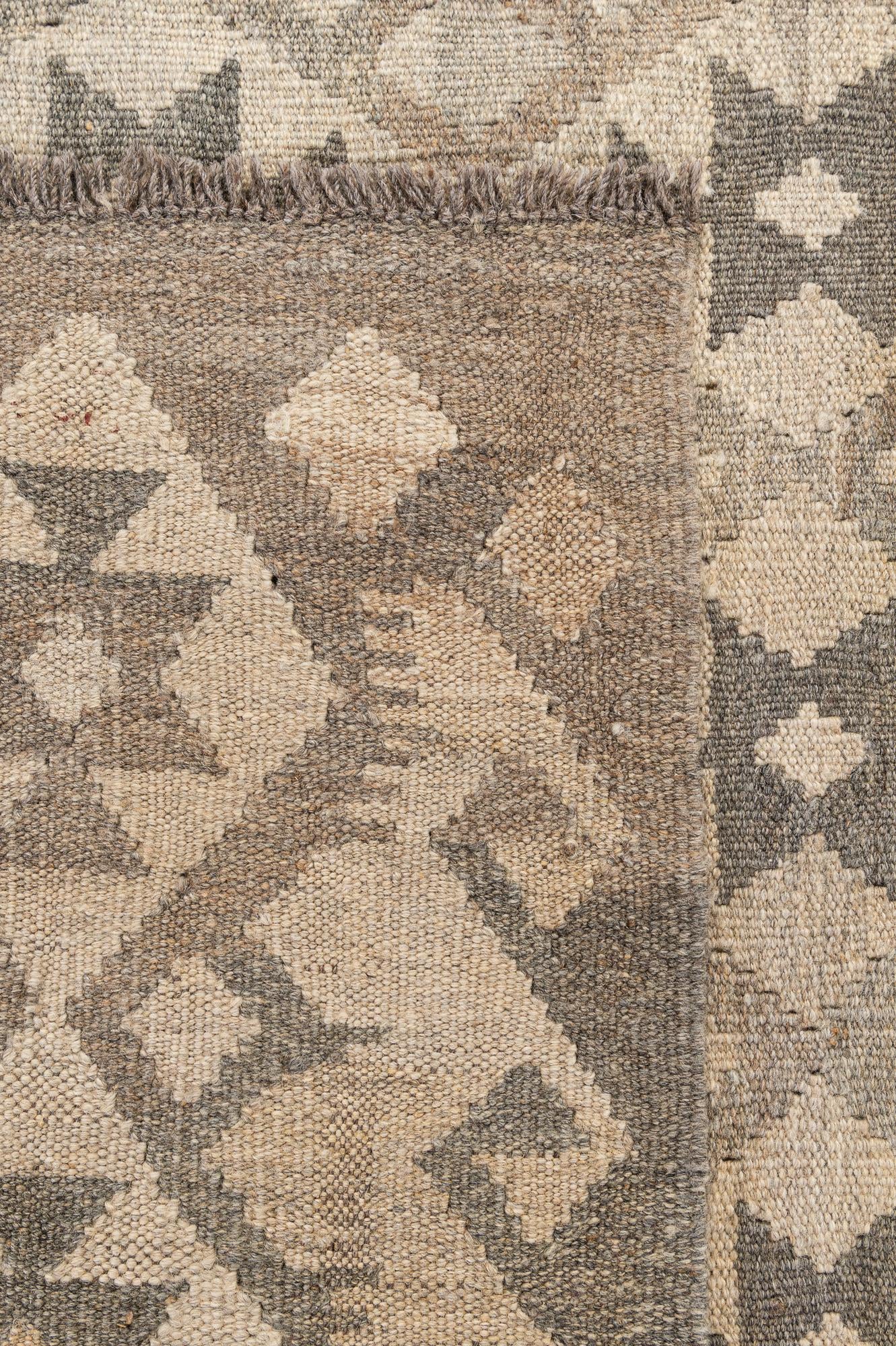 4' 3 x 6' Hand Woven Kilim Maymana Wool Rug