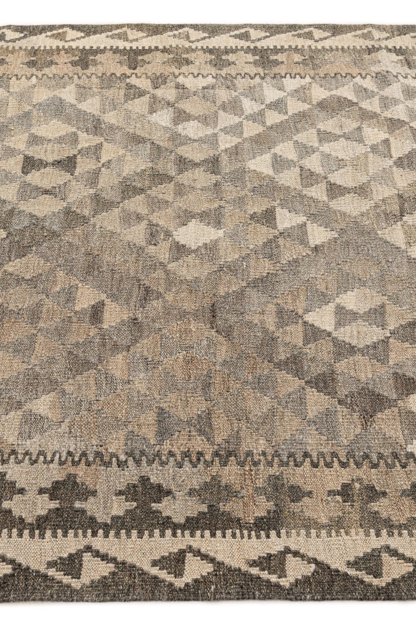 4' 2 x 6' Hand Woven Kilim Maymana Wool Rug