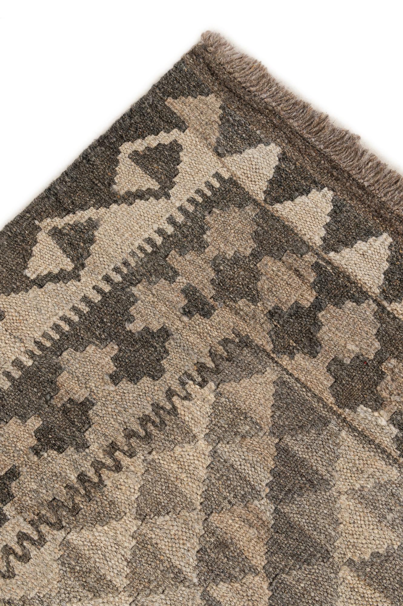 4' 2 x 6' Hand Woven Kilim Maymana Wool Rug