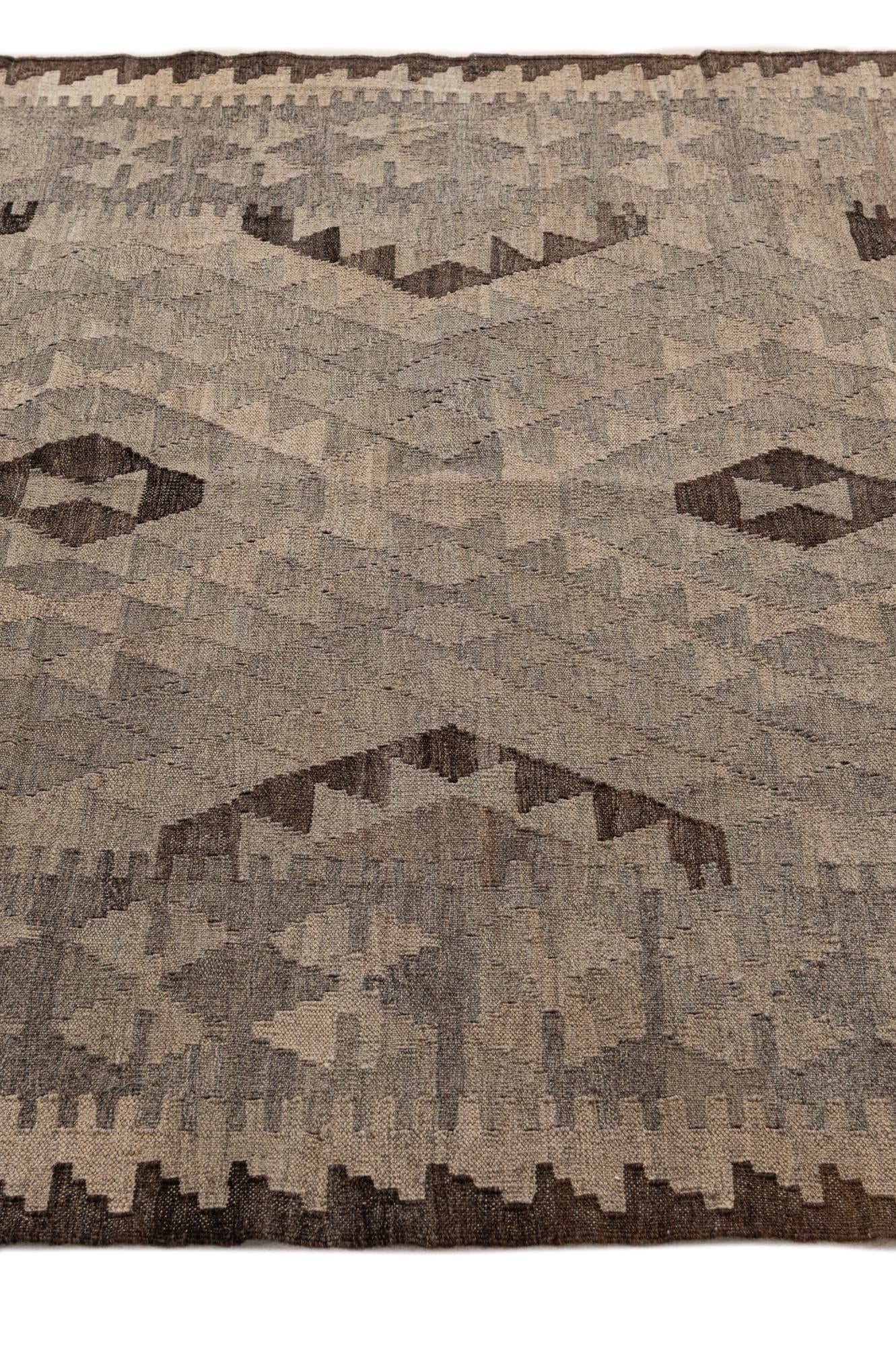 4' 4 x 6' Hand Woven Kilim Maymana Wool Rug