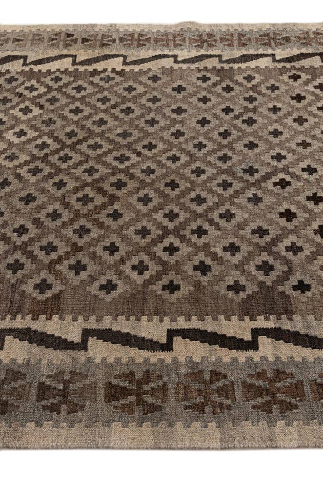 Detail image of 4' 3 x 5' 10 Hand Woven Kilim Maymana Wool Rug